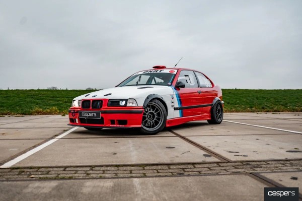 Detailfoto van BMW E36 330i Compact Circuitauto