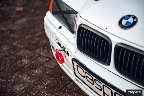 Detailfoto van BMW E36 325i Racer (wit)